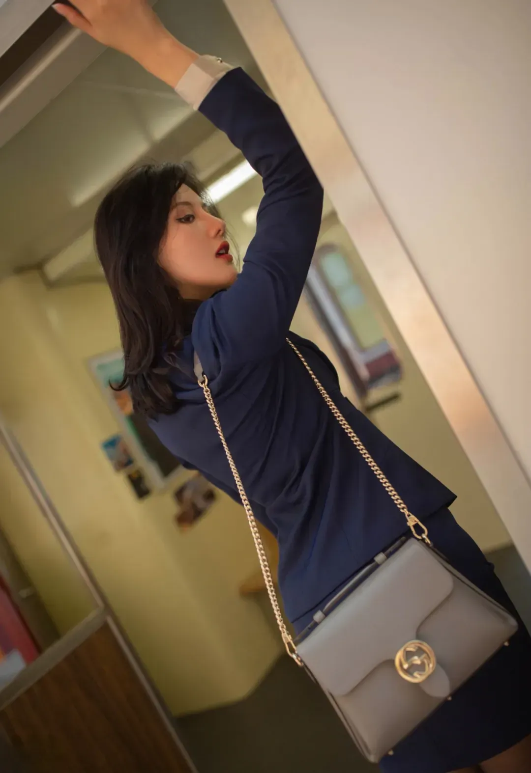 地铁上遇见一美女，让我心跳加速不止！  第10张