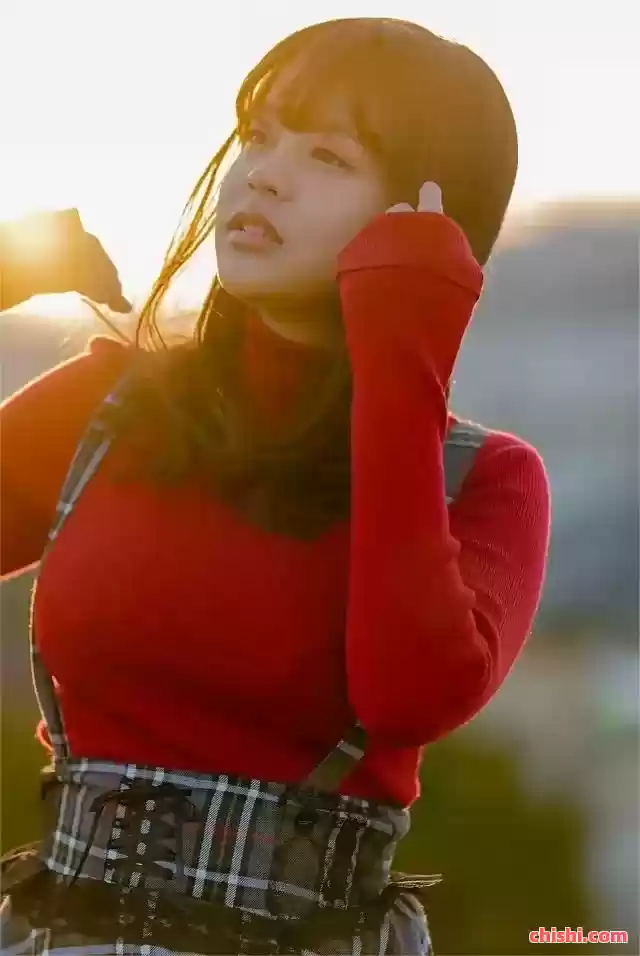 岛国美女，童颜J-R，出道即爆火！ 第2张